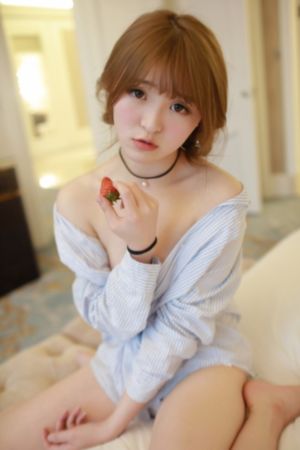 金发美女