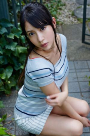 女大学生沙龙室3